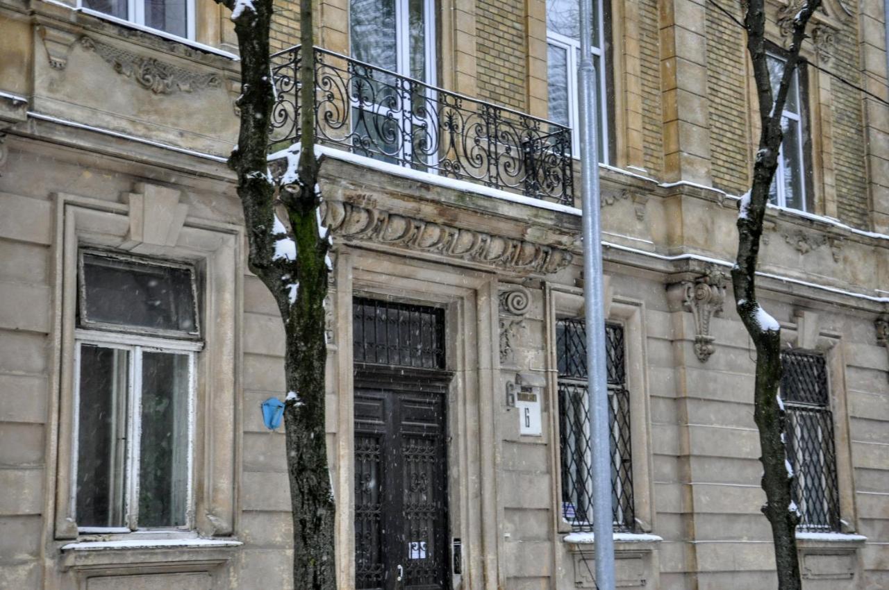 Hostel Best Time Lviv Exterior foto